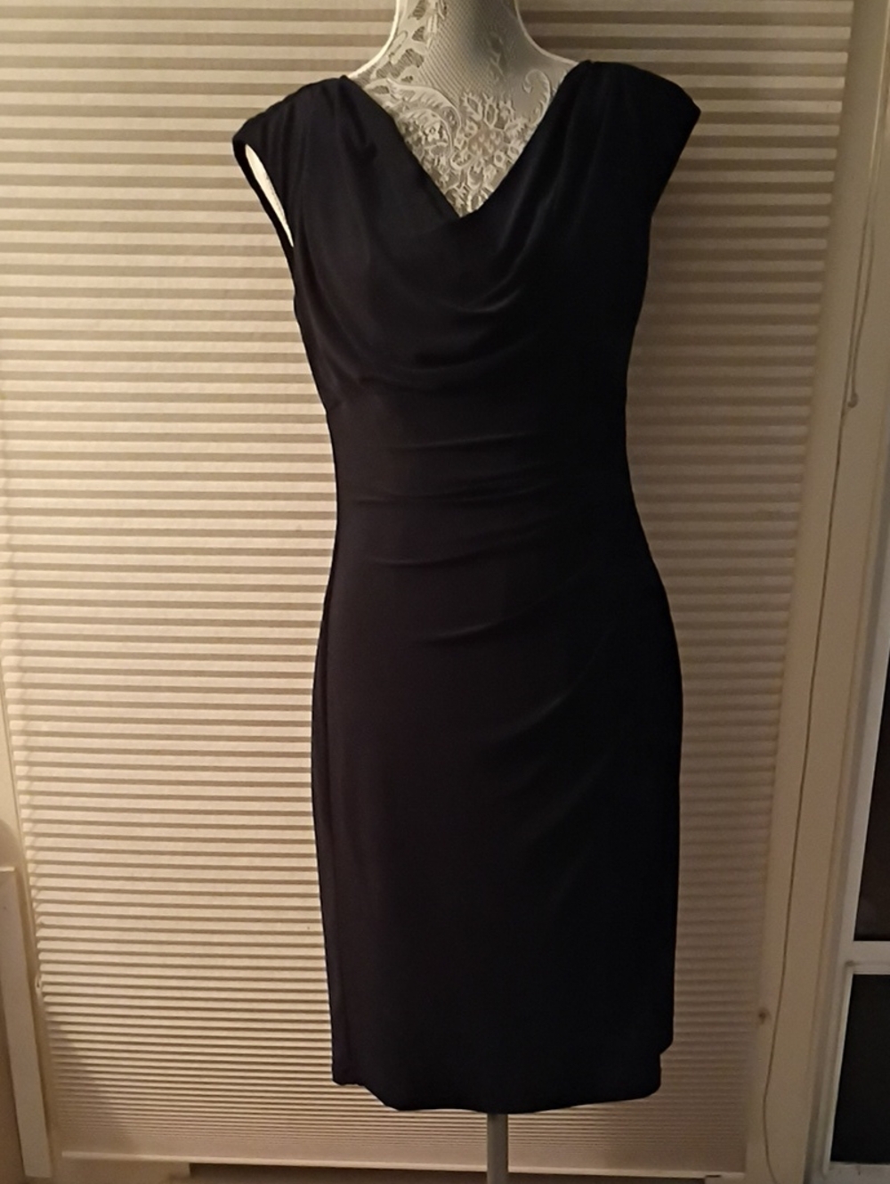 Lauren by Ralph Lauren Black Draped V-Neck Ruched Sheath Midi Dress 8